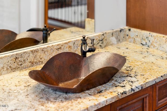 801 Oxbow Crossing Road, Chapel Hill, NC 27516