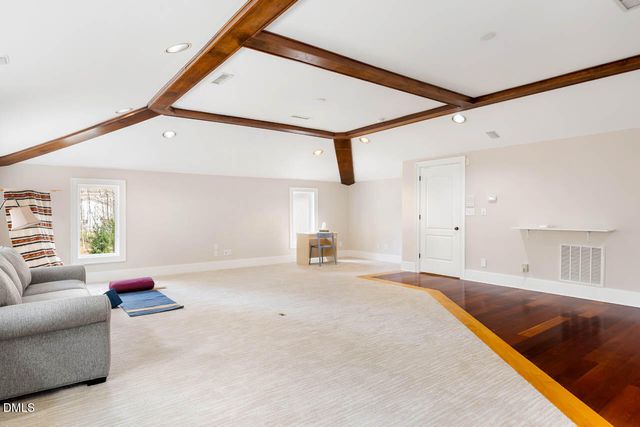 801 Oxbow Crossing Road, Chapel Hill, NC 27516