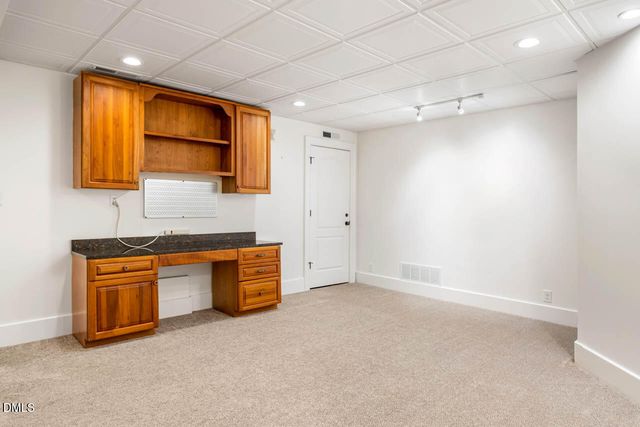 801 Oxbow Crossing Road, Chapel Hill, NC 27516