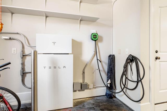 801 Oxbow Crossing Road, Chapel Hill, NC 27516