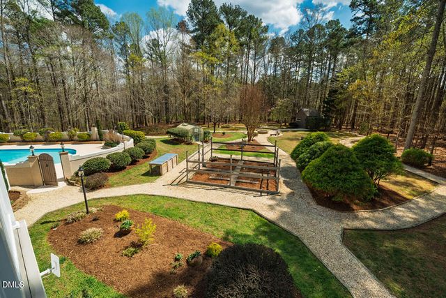801 Oxbow Crossing Road, Chapel Hill, NC 27516