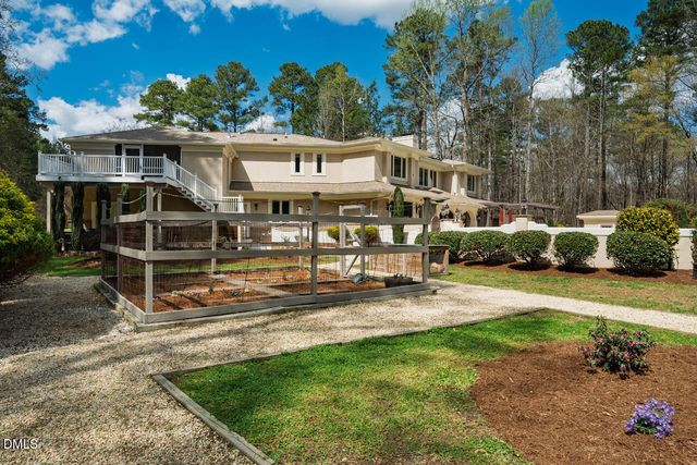 801 Oxbow Crossing Road, Chapel Hill, NC 27516