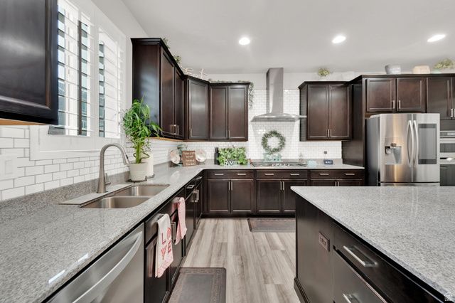 4433 W THORLEY DR, Herriman, UT 84096