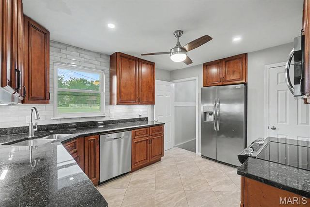 502 Pine Street, St Charles, MO 63301