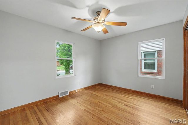 502 Pine Street, St Charles, MO 63301