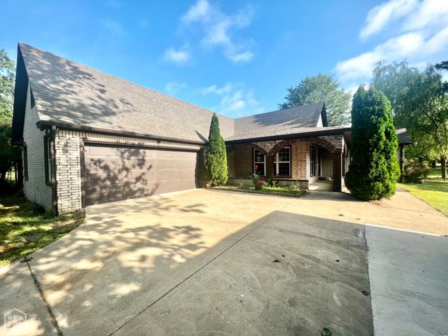 3220 Horseshoe Trails, Jonesboro, AR 72404