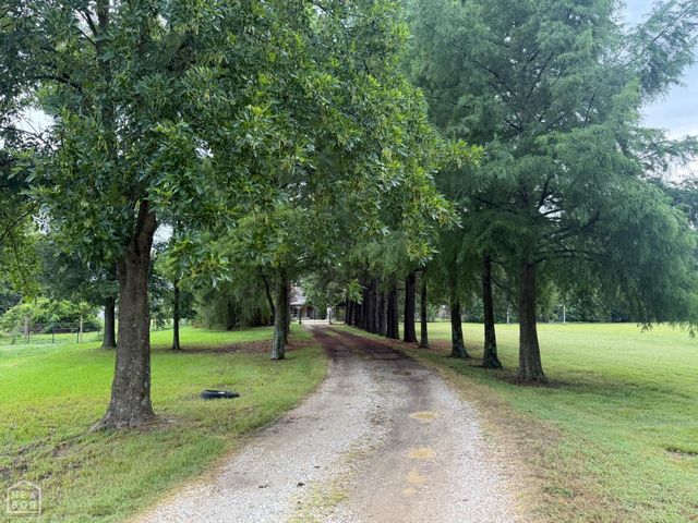 3220 Horseshoe Trails, Jonesboro, AR 72404