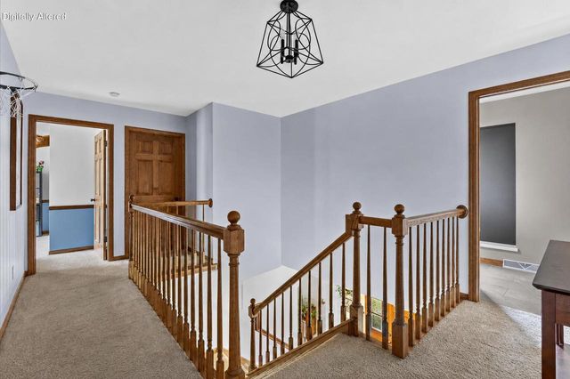 W147N7026 Woodland DRIVE, Menomonee Falls, WI 53051