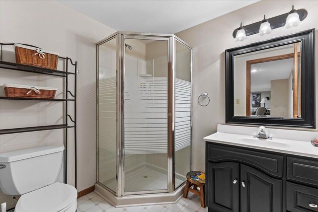 W147N7026 Woodland DRIVE, Menomonee Falls, WI 53051