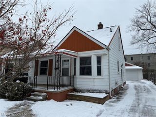 816 E 3rd Street, Royal Oak, MI 48067