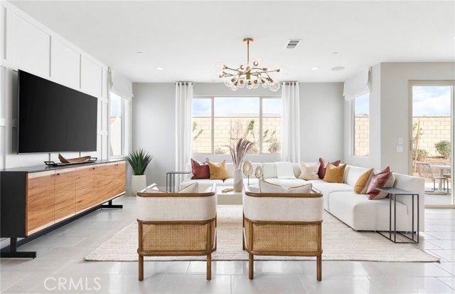 4635 Stratford Place, Perris, CA 92571