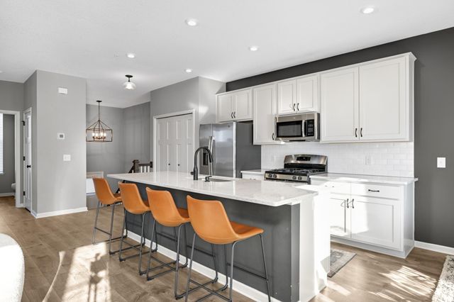 7020 Huckleberry Drive, Minnetrista, MN 55331