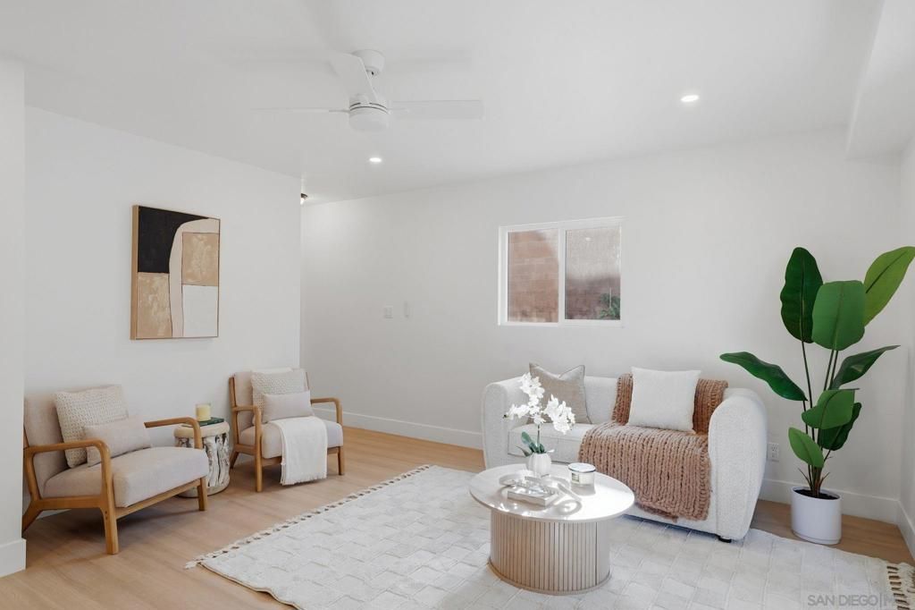 Image 19 of property listing at 112 Country Club Drive, Chula Vista, CA 91911