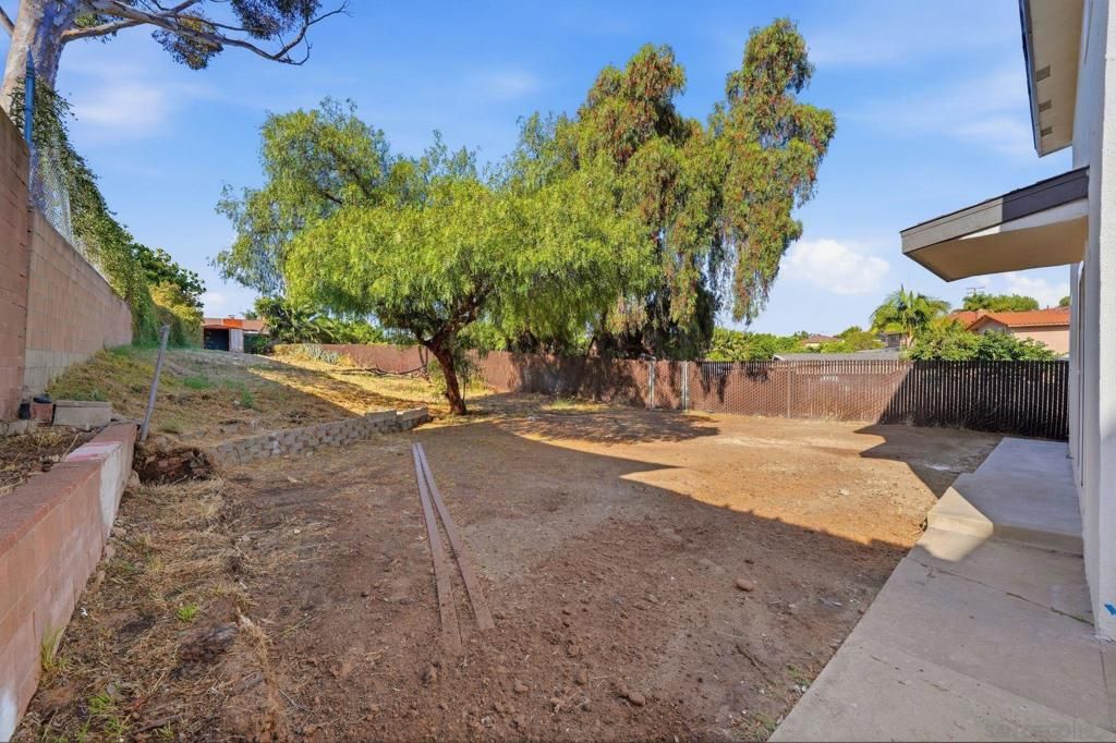 Image 29 of property listing at 112 Country Club Drive, Chula Vista, CA 91911