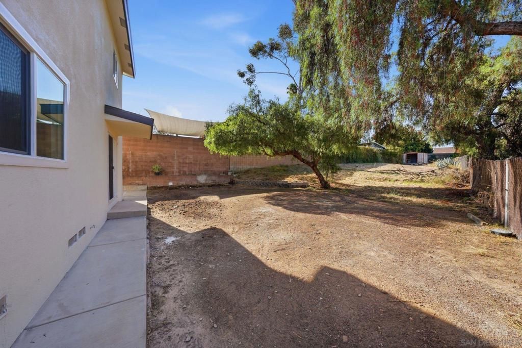 Image 32 of property listing at 112 Country Club Drive, Chula Vista, CA 91911