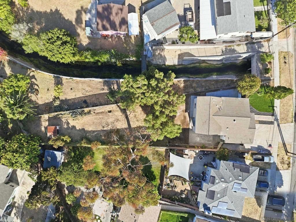 Image 34 of property listing at 112 Country Club Drive, Chula Vista, CA 91911