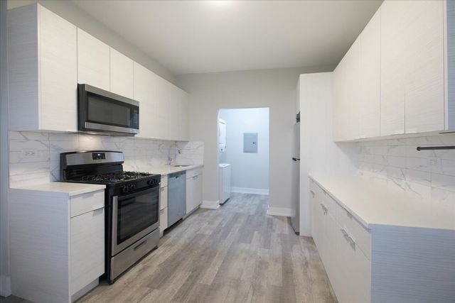 6214 S Dorchester Avenue 4, Chicago, IL 60637