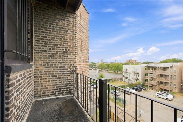 6214 S Dorchester Avenue 4, Chicago, IL 60637