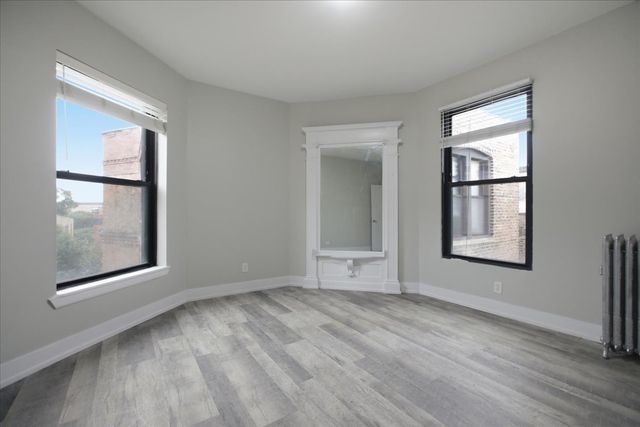 6214 S Dorchester Avenue 4, Chicago, IL 60637