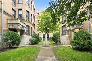 6214 S Dorchester Avenue 4, Chicago, IL 60637