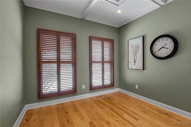 112 Haverford Lane, Amherst, NY 14221