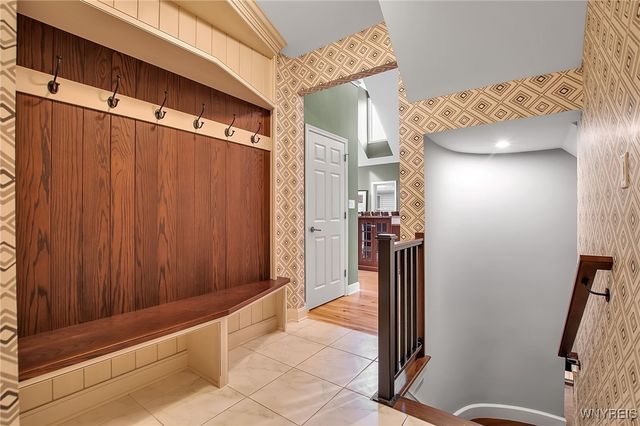 112 Haverford Lane, Amherst, NY 14221