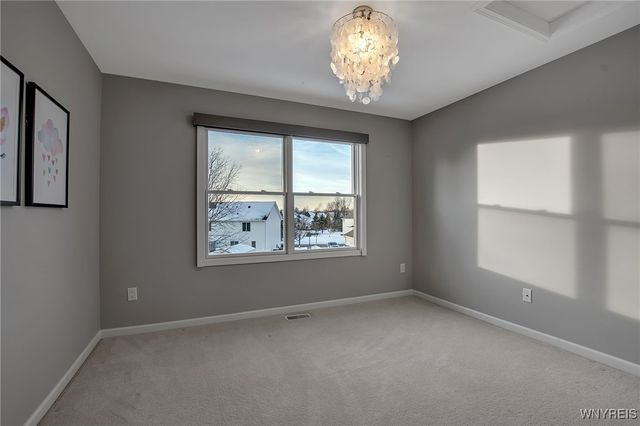 112 Haverford Lane, Amherst, NY 14221