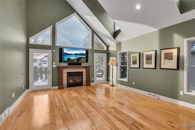 112 Haverford Lane, Amherst, NY 14221