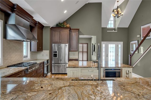 112 Haverford Lane, Amherst, NY 14221