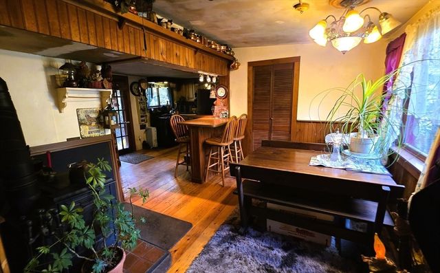 7 Hog Hollow Rd, Buckland, MA 01370