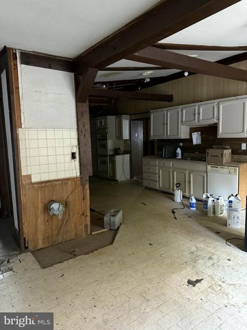 3339 N FREDERICK PIKE, Winchester, VA 22603