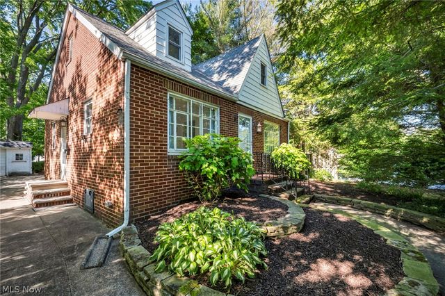 8375 Nowlen Street, Mentor, OH 44060