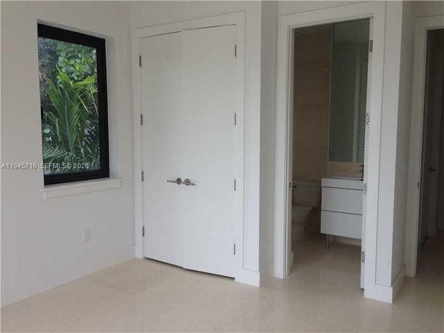 474 Fernwood Rd 474, Key Biscayne, FL 33149