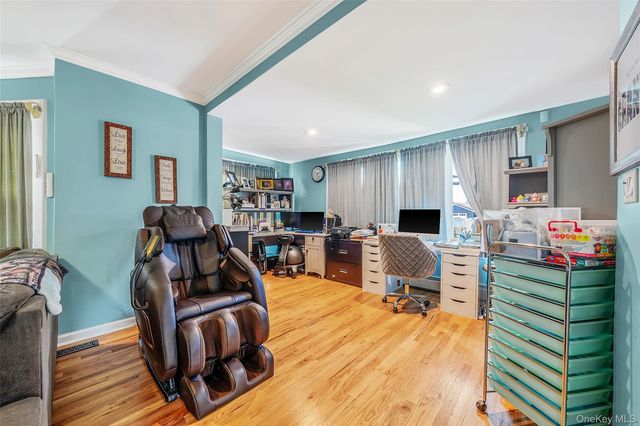 80 George Street, Babylon, NY 11702
