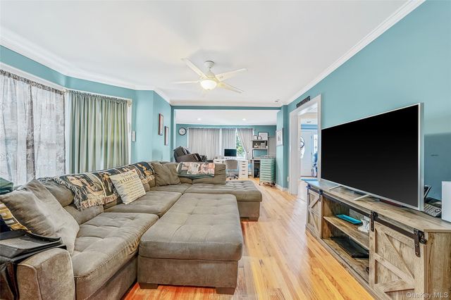 80 George Street, Babylon, NY 11702