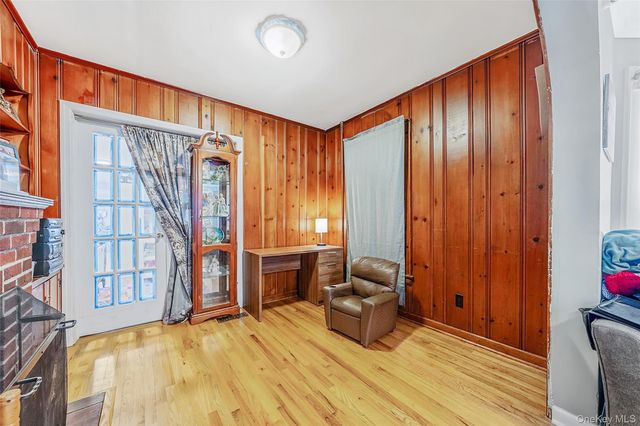 80 George Street, Babylon, NY 11702