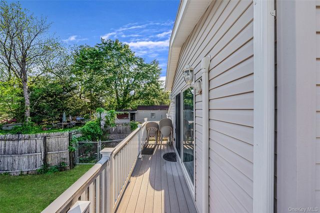 80 George Street, Babylon, NY 11702