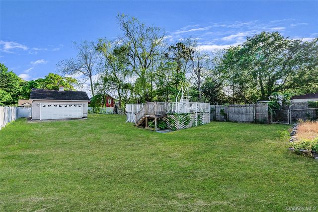 80 George Street, Babylon, NY 11702