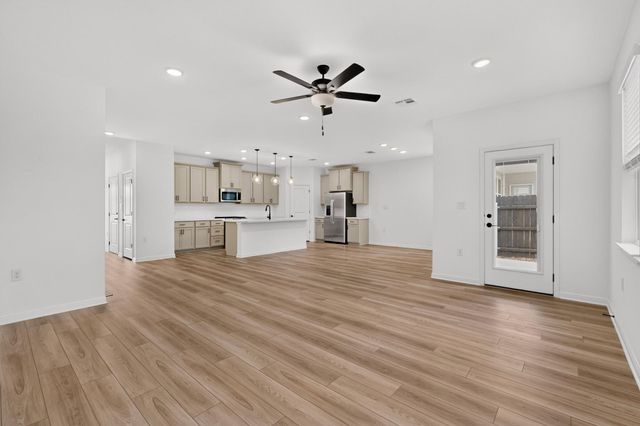 1411 Iberville DR 30, Pflugerville, TX 78660