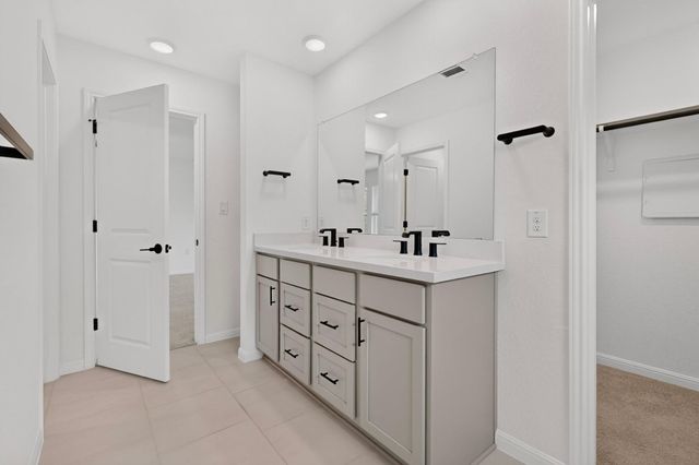 1411 Iberville DR 30, Pflugerville, TX 78660