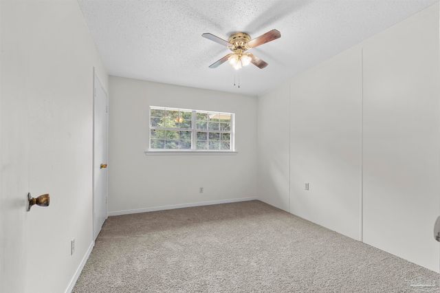 5402 Douglas St, Milton, FL 32570