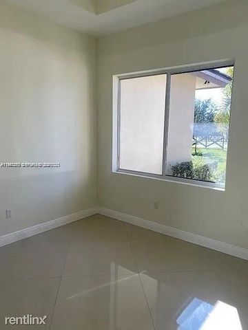 6111 Marinel Say Dr 6111, Davie, FL 33314