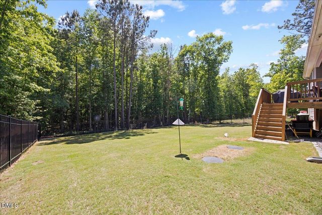 307 W Amber Oak Drive, Selma, NC 27576