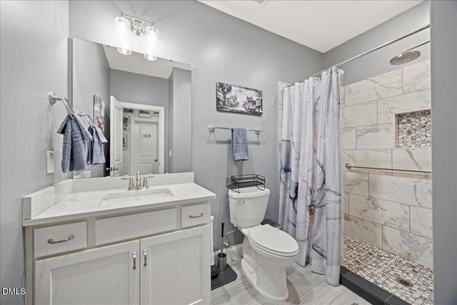 307 W Amber Oak Drive, Selma, NC 27576