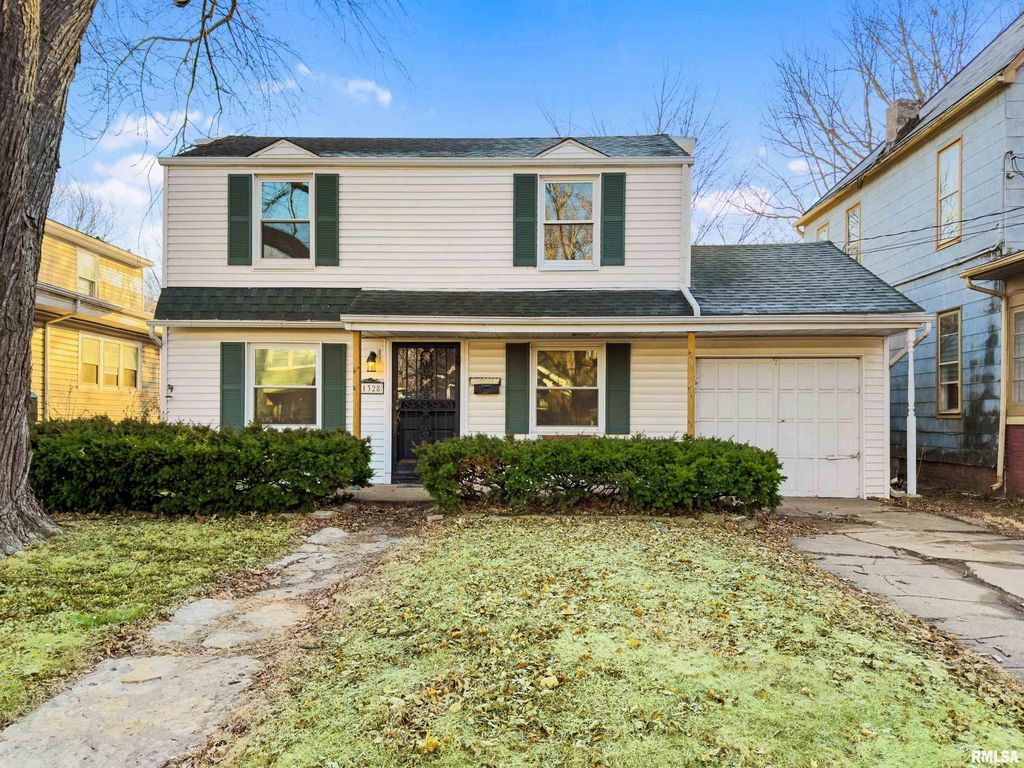 1328 N BROADWAY Street, Peoria, IL 61606