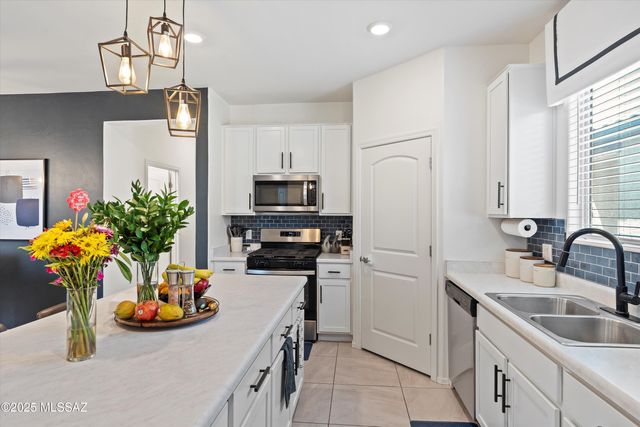 10616 W Goulding Drive, Marana, AZ 85653