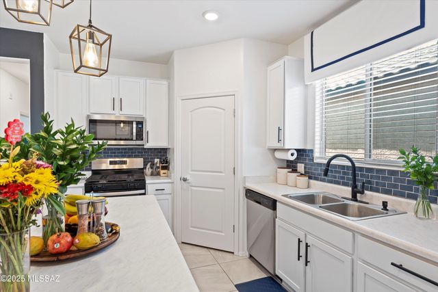 10616 W Goulding Drive, Marana, AZ 85653