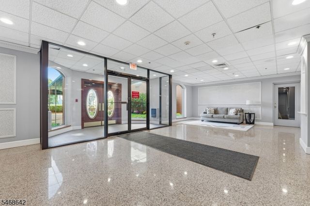 290 Anderson Street 4N, Hackensack City, NJ 07601