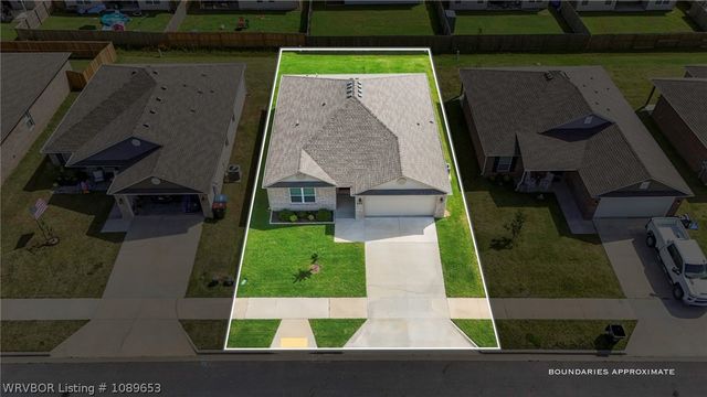 8117 Sunflower Way, Fort Smith, AR 72916