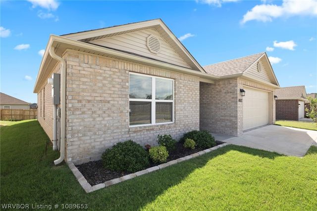 8117 Sunflower Way, Fort Smith, AR 72916